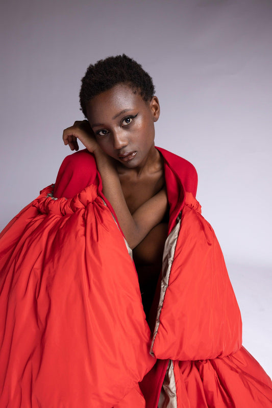 Kappa Mantella in Lana Rossa e Piumino Antonio Martino Couture