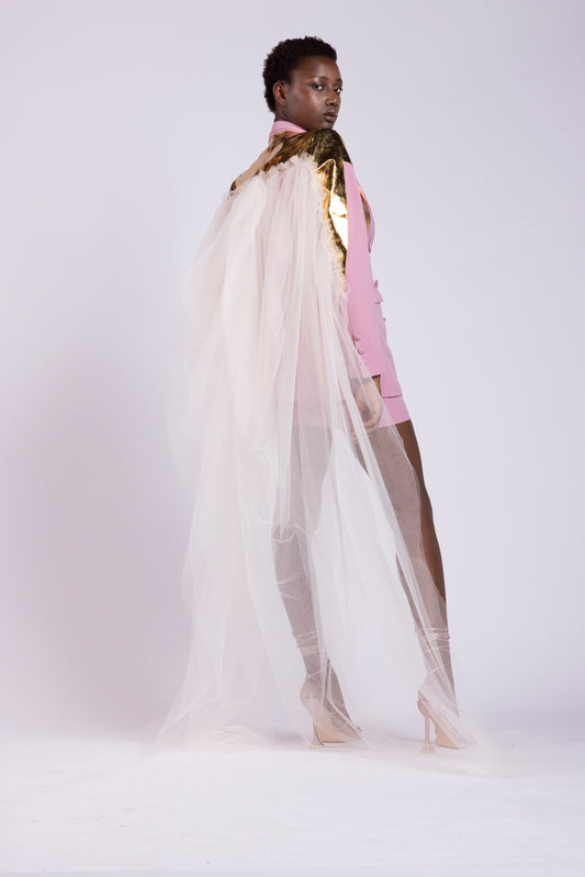 Tailleur giacca e gonna in cady rosa e dettagli in pelle oro Antonio Martino Couture