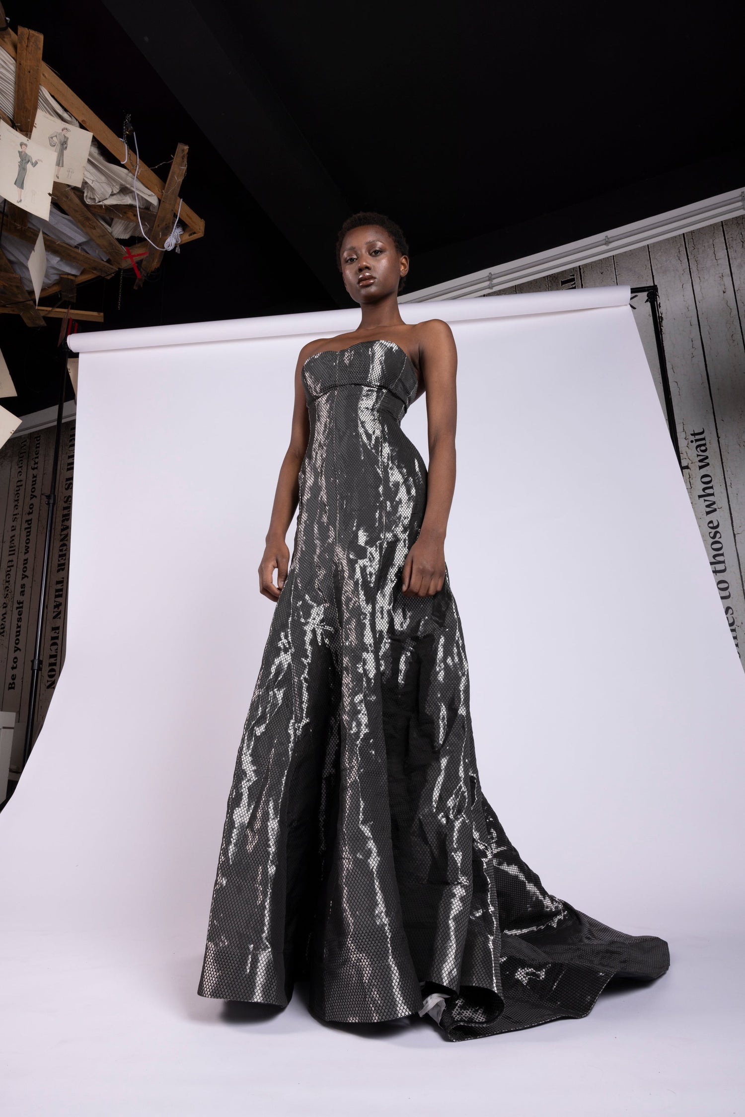 abito da sera minimal color argento