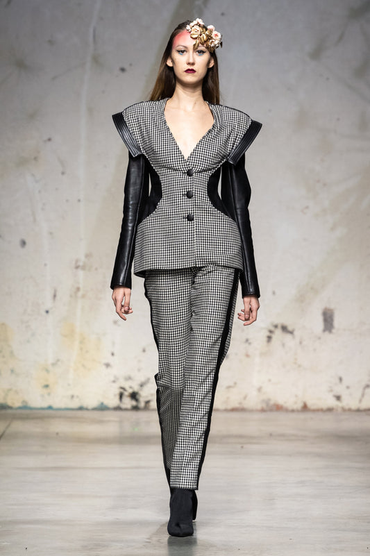 Tailleur pie de poulle